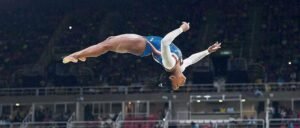 Simone Biles Größe: Warum die kleine Turnerin so große Erfolge feiert 2 Simone Biles Größe